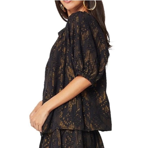 NWT Roller Rabbit Women’s Black & Gold Thread Shirt - Picture 2 of 8